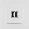 Розетка LEGRAND Etika USB белая 672236