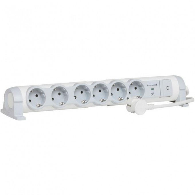 Удлинитель LEGRAND 6X2К+З 1,5м с УЗИП 694656